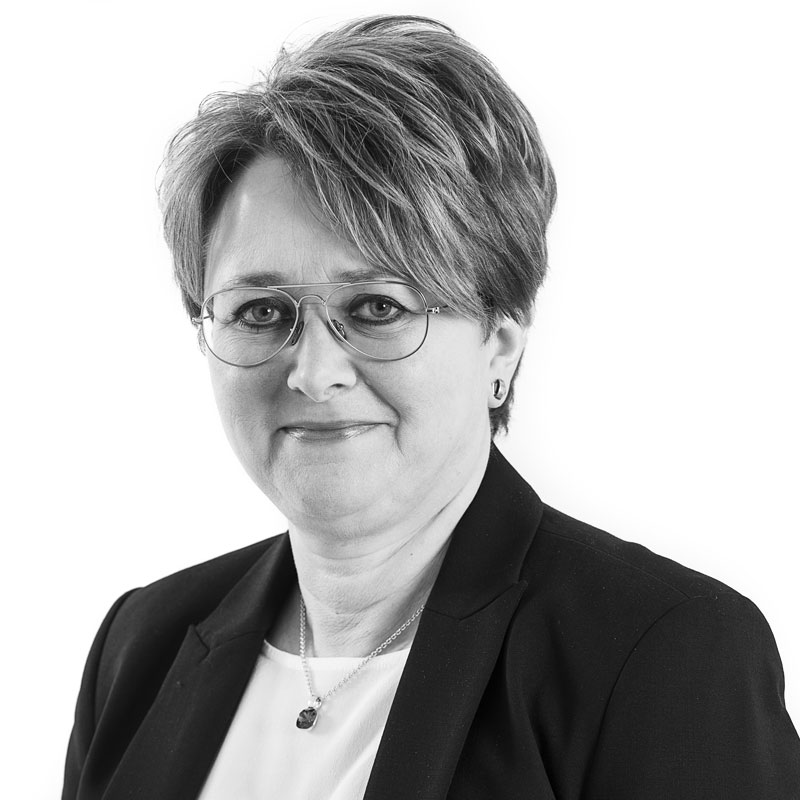 LENA ERNBERT Inköp Tel: 0322-66 83 33 lena.ernbert@lindhs.com